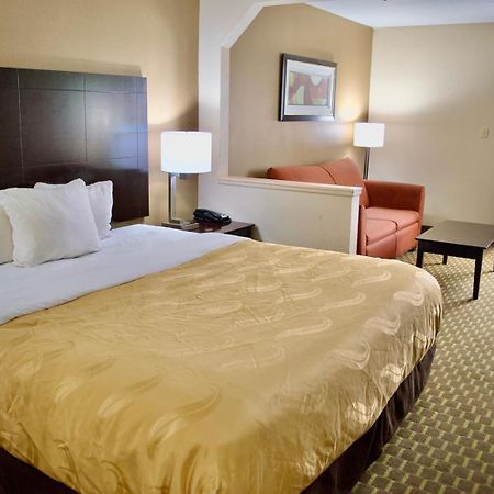 Quality Inn & Suites Pine Bluff Zewnętrze zdjęcie