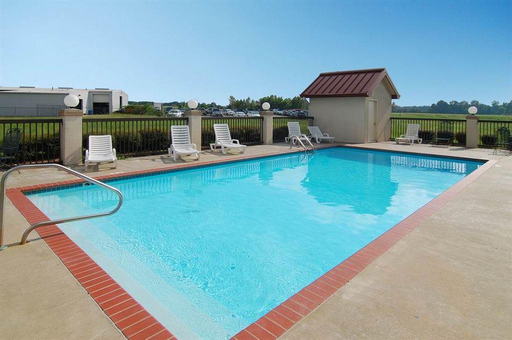 Quality Inn & Suites Pine Bluff Udogodnienia zdjęcie