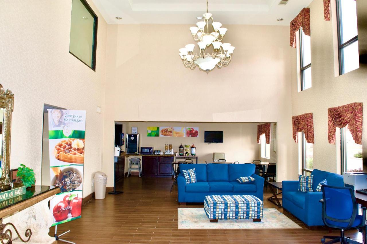 Quality Inn & Suites Pine Bluff Zewnętrze zdjęcie
