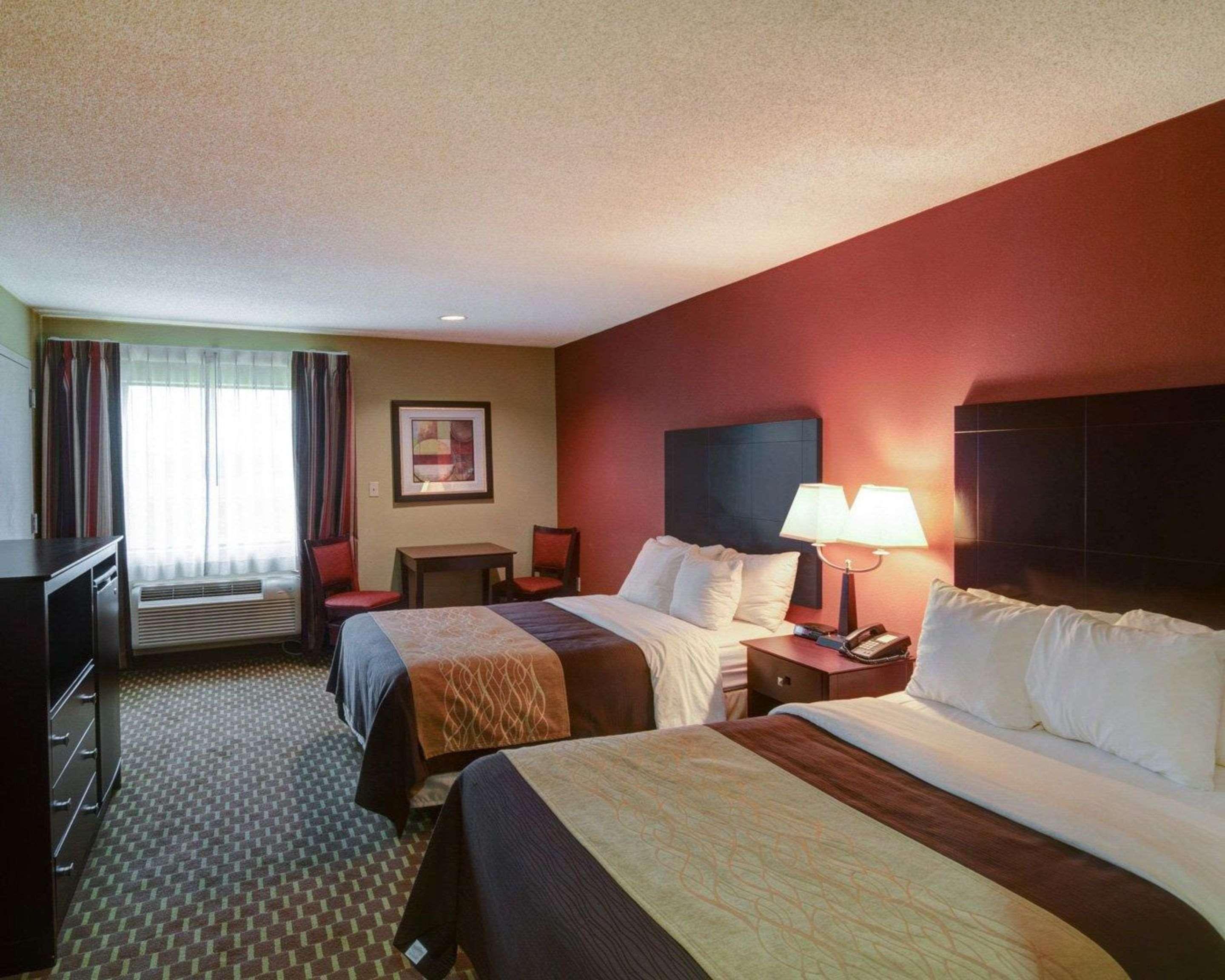 Quality Inn & Suites Pine Bluff Zewnętrze zdjęcie