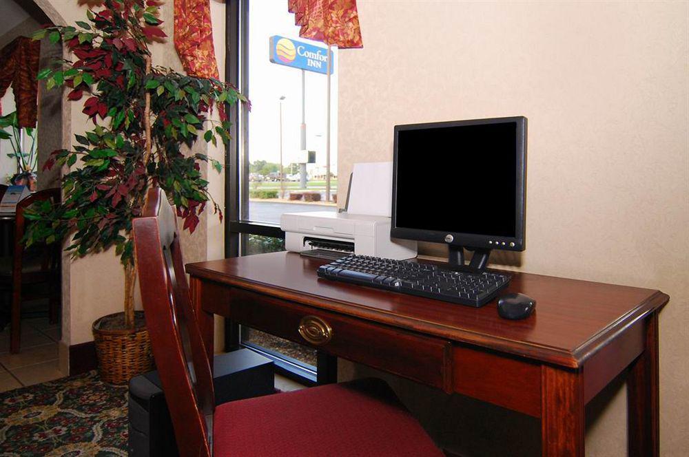 Quality Inn & Suites Pine Bluff Zewnętrze zdjęcie
